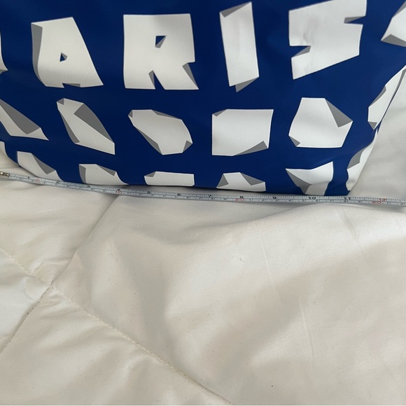 Longchamp - Picture 2 of 15